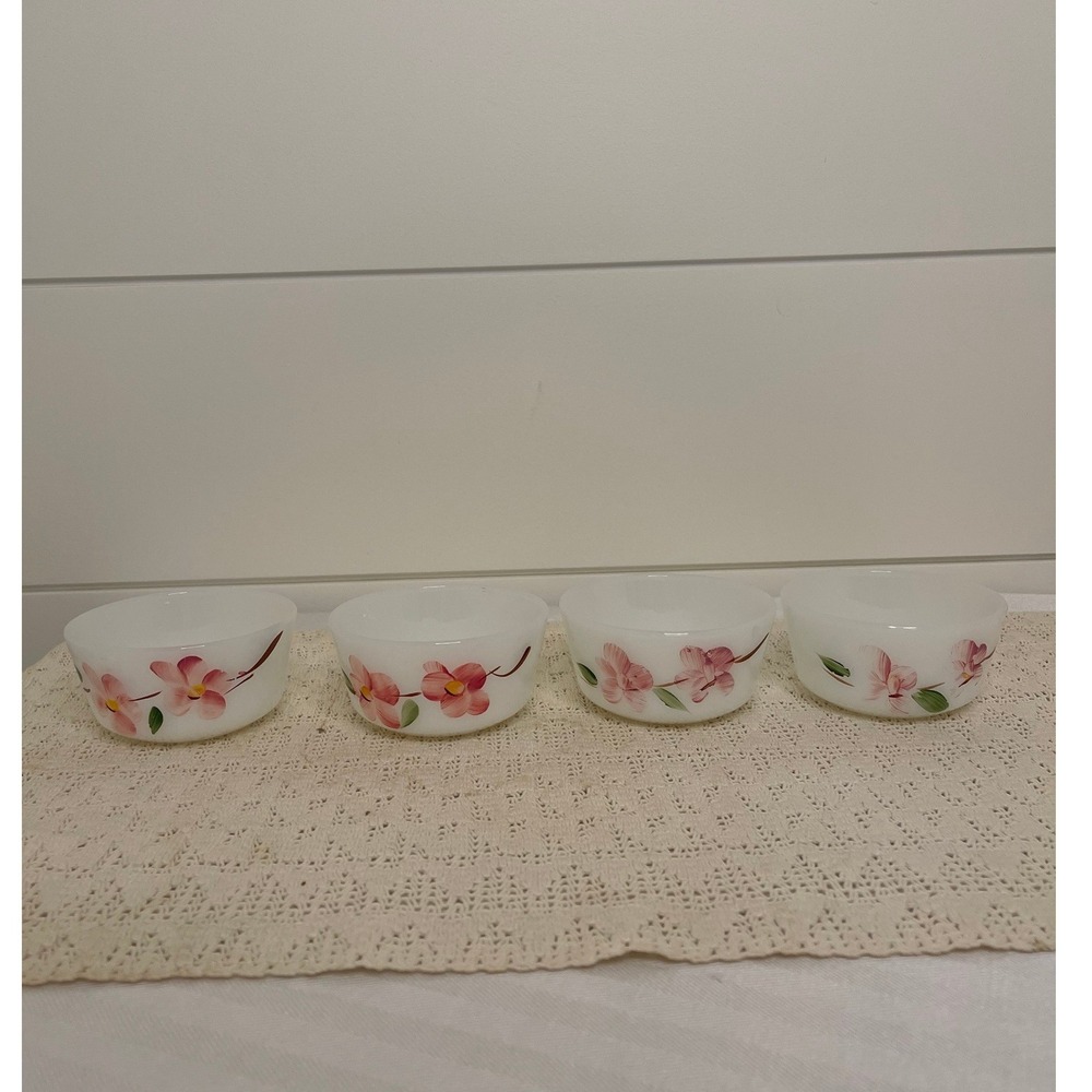 Anchor Hocking Fire King Milk Glass Primrose Custard Bowls 6oz Set of 4 Vintage